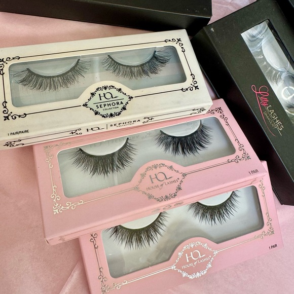 BUNDLE of 9 Lilly lashes
House of Lashes Lash
Tweezers New - Picture 4 of 6